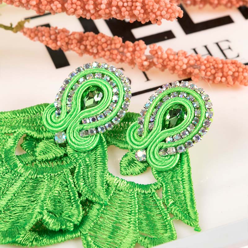 ファッション女性用イヤリングジュエリーアクセサリー、ソタッシ - New Ethnic Fashion のレビューと価格